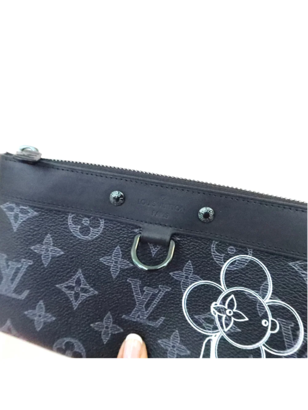 Louis Vuitton Vivienne Apollo Pochette PM Eclipse Monogram EXCELLENT - Picture 3 of 11